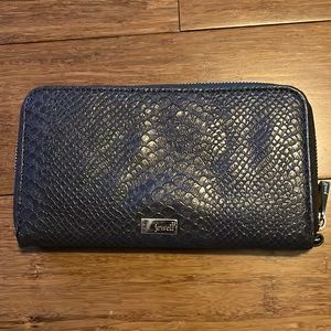 Thirty-One All About the Benjamin’s Wallet In City Charcoal Snakeskin